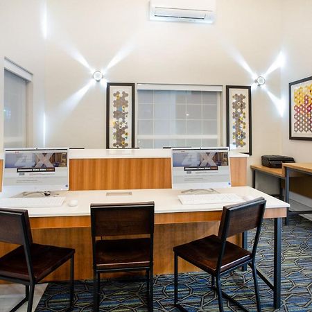 Holiday Inn Express & Suites Lincoln City By Ihg Exterior foto