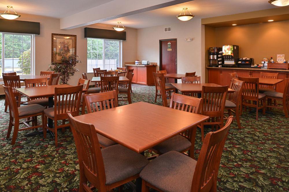 Holiday Inn Express & Suites Lincoln City By Ihg Exterior foto