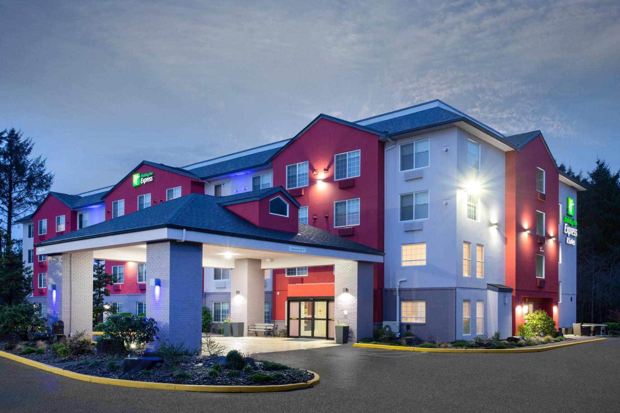 Holiday Inn Express & Suites Lincoln City By Ihg Exterior foto