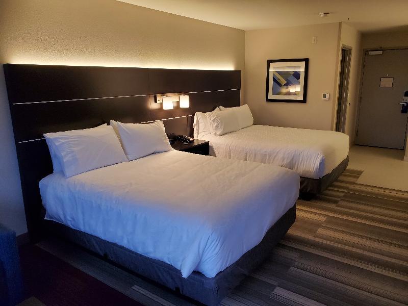 Holiday Inn Express & Suites Lincoln City By Ihg Exterior foto