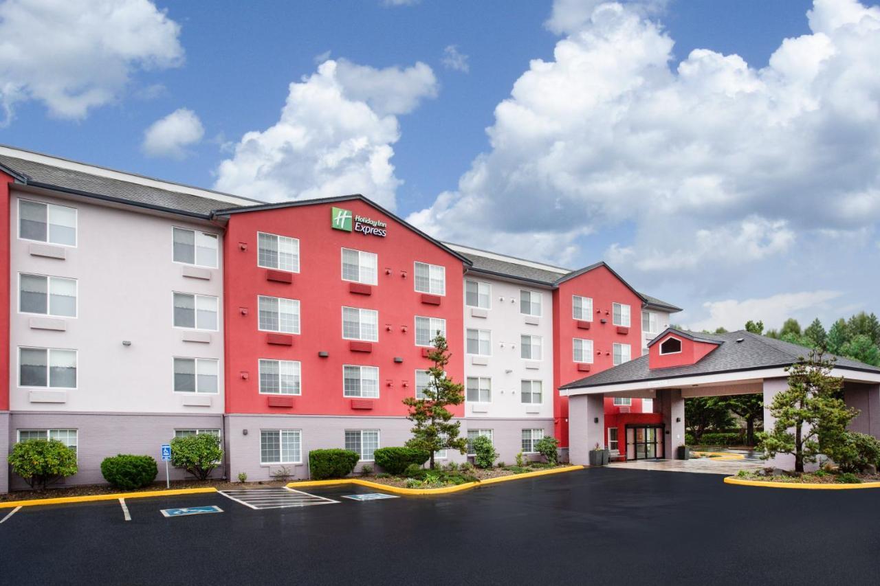 Holiday Inn Express & Suites Lincoln City By Ihg Exterior foto